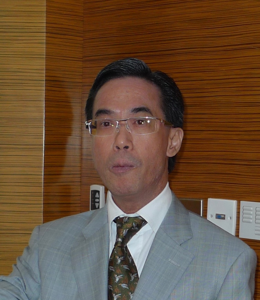 Dr_Bryan_CHEUNG_20110627.jpg