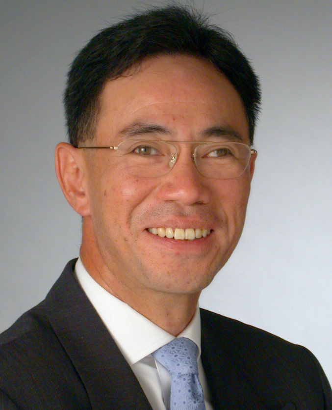 Raymond LEE 201107.jpg